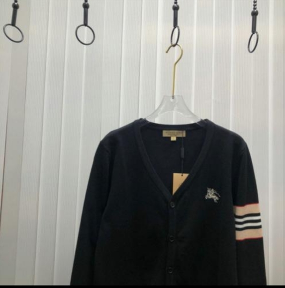 VIVA VERSACE...SWEATER: THE VERYY BEST QUALITY COUTOUR REPLICAS ON THE MARKET!!! - Picture 6 of 17